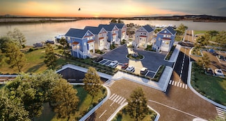 377 Mago Point Way Unit 3, Waterford, CT 06385