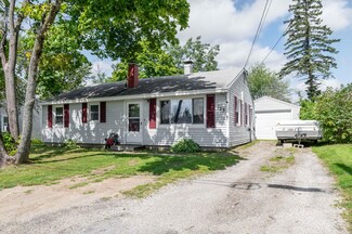 123 Thornton Rd, Bangor, ME 04401