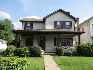 411 Hickory St, Peckville, PA 18452