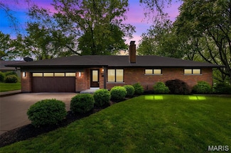 2080 Washington St, Florissant, MO 63033