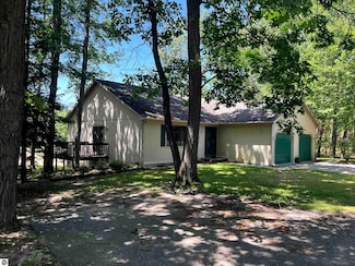 3439 Holiday Rd, Traverse City, MI 49686