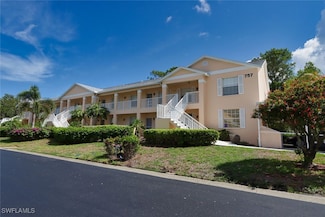 757 Wiggins Lake Dr Unit 4, Naples, FL 34110