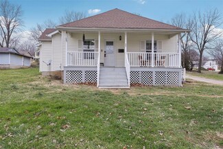 1210 S 2nd St, de Soto, MO 63020