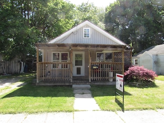 814 Ira Ave, Kalamazoo, MI 49048