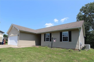 110 Hollyvale Dr, Cape Girardeau, MO 63701
