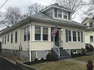 79 Mason Ave, Cranston, RI 02910