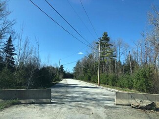 67 & 67 B Pembroke Dr, Old Town, ME 04468