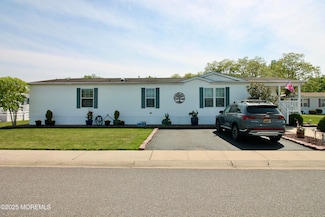 397 Finch Way, Freehold Township, NJ 07728