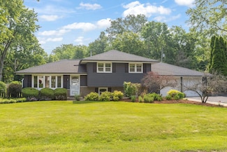 0N153 Easton Ave, West Chicago, IL 60185
