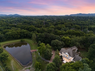 1115 Wilson Pike, Brentwood, TN 37027