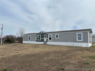 423972 E 1060 Rd, Checotah, OK 74426