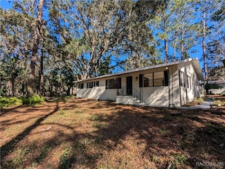 1741 N Crooked Branch Dr, Lecanto, FL 34461