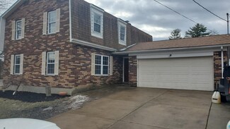 1319 Devils Backbone Rd, Cincinnati, OH 45233