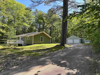 97 Old Goshen Rd, Center Conway, NH 03813