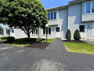 17 Kyle Dr Unit 17, Newport, NH 03773