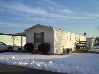 12 Loop Rd, Watsontown, PA 17777