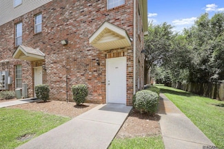 4441 Burbank Dr Unit 905, Baton Rouge, LA 70820