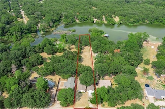 1632 E Crestway Dr, Quinlan, TX 75474