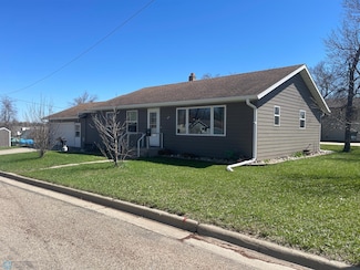 209 11th Ave W, Lisbon, ND 58054