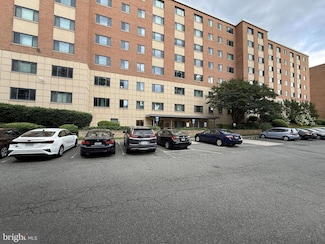 1200 S Arlington Ridge Rd Unit 407, Arlington, VA 22202