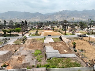 36 W Altadena Dr, Altadena, CA 91001