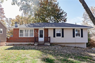 6927 NW 76th Terrace, Kansas City, MO 64152