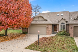 750 Cottage Ln, Greenwood, IN 46143