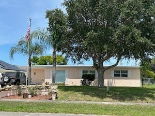 857 Dolores St, Sebastian, FL 32958