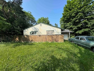 3353 Drexel Dr, Saginaw, MI 48601