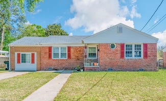 24 Saint Albans Dr, Hampton, VA 23669