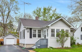 178 Lill Ave, Crystal Lake, IL 60014