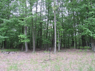 126 Port-Au-prince Rd, Dubois, PA 15801