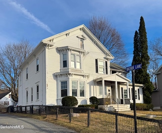 15 N Summer St, Adams, MA 01220