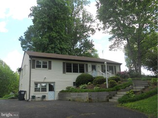 12317 Metlock Rd, Culpeper, VA 22701