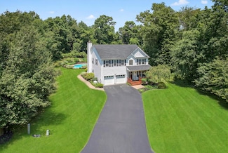 85 Decker Dr, Walden, NY 12586