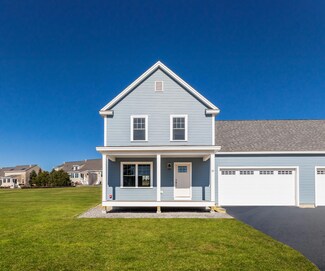 186 Falcon Crest Dr Unit 57, Gorham, ME 04038