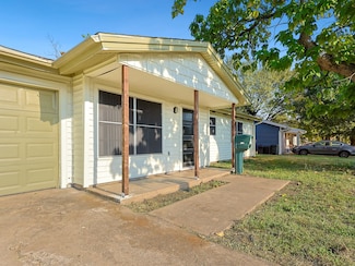 804 Milam Dr, Euless, TX 76039