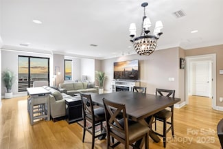 222 S Caldwell St Unit 1812, Charlotte, NC 28202