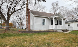 1327 W Cherry St, Bluffton, IN 46714