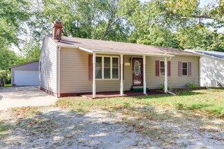 202 N Price St, Downs, IL 61736