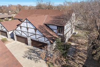 641 N Woodlawn St, Wichita, KS 67208