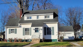 112 N Lincoln Ave, Three Rivers, MI 49093