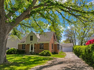 615 Hillside Rd, Glenview, IL 60025