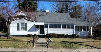 511 Morven Rd, Wadesboro, NC 28170
