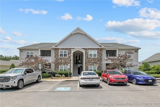 291 Gallery Dr Unit 104, Spring Lake, NC 28390