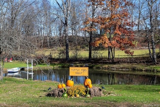 145 Drake Rd, Pleasant Valley, NY 12569