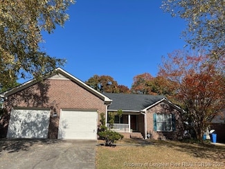424 Larchmont Rd, Fayetteville, NC 28311