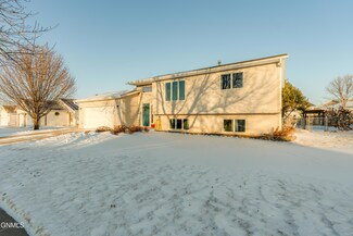 2500 9th Ave SE, Mandan, ND 58554