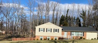 5426 Garden Lake Dr, Greensboro, NC 27410