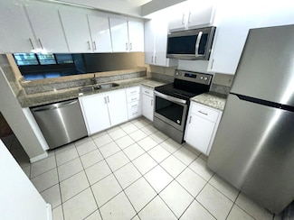 3516 Whitehall Dr Unit 205, West Palm Beach, FL 33401